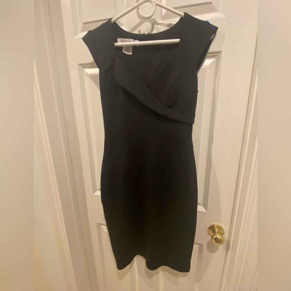 Absolutely stunning/sexy/classy/classic little black dress💃🏼